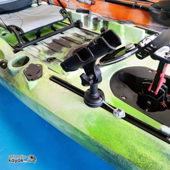 Kayak a pedales Innoko para pesca